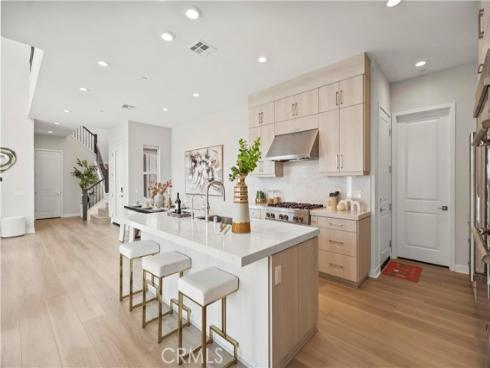 251  Brackens  , Lake Forest, CA