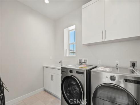 251  Brackens  , Lake Forest, CA