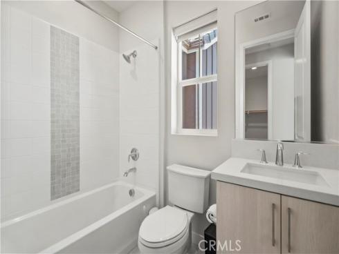 251  Brackens  , Lake Forest, CA