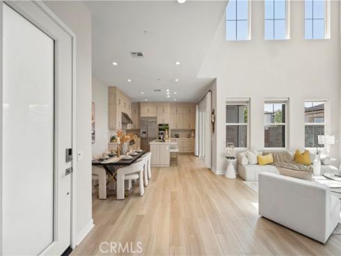 251  Brackens  , Lake Forest, CA