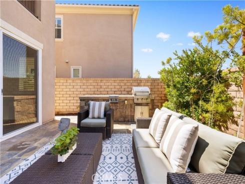 14  Snowberry  , Lake Forest, CA