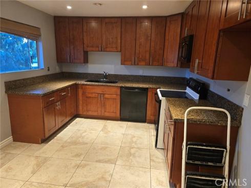 23240  Orange  2  Avenue, Lake Forest, CA