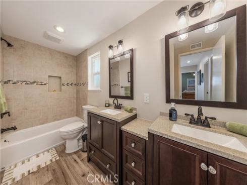 21992  Hoi   Circle, Lake Forest, CA