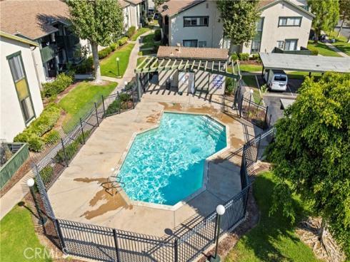 23214  Orange  7  Avenue, Lake Forest, CA