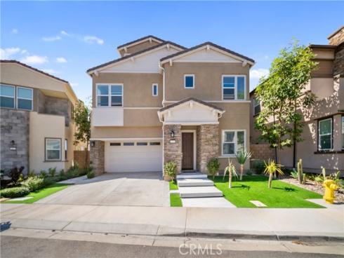 671  Pelion  , Lake Forest, CA