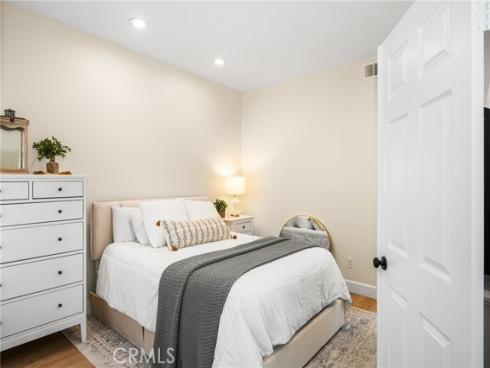 67  Blazewood  , Lake Forest, CA