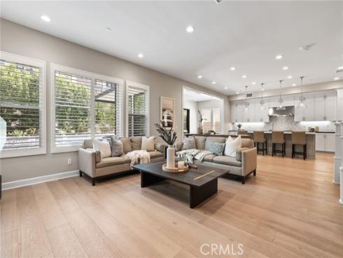 12  Lontano  , Lake Forest, CA