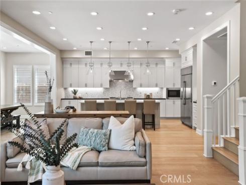 12  Lontano  , Lake Forest, CA