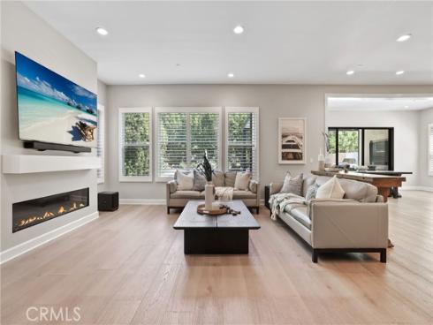 12  Lontano  , Lake Forest, CA