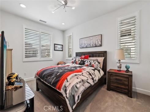 12  Lontano  , Lake Forest, CA