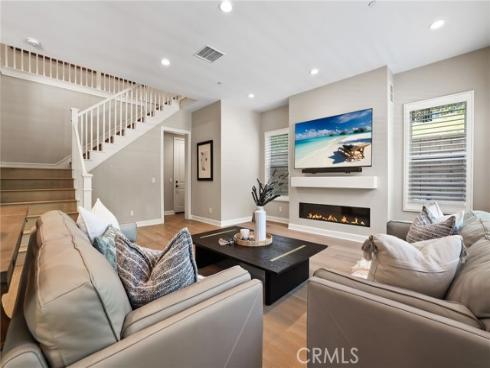 12  Lontano  , Lake Forest, CA