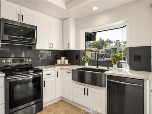 22661 Pine Lake Lane, Lake Forest, CA