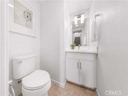 81  Savannah  , Lake Forest, CA