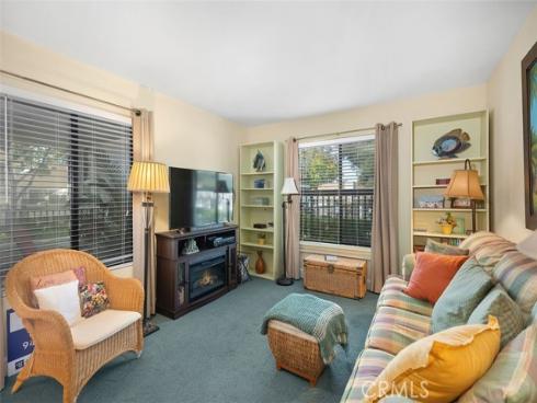 22201  Center pointe  , Lake Forest, CA