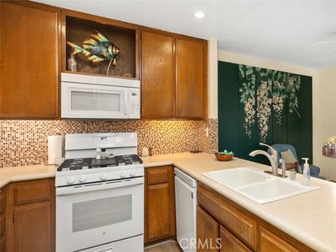 22201  Center pointe  , Lake Forest, CA