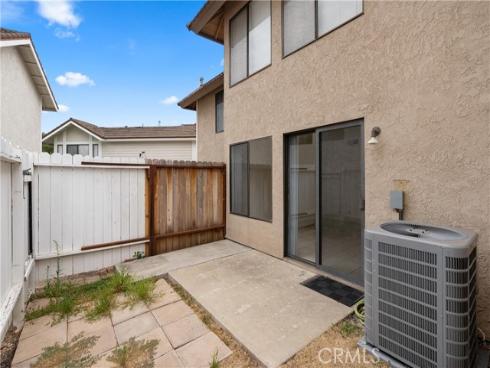 25885  Trabuco  91  Road, Lake Forest, CA