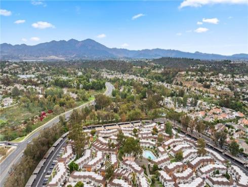 25885  Trabuco  91  Road, Lake Forest, CA