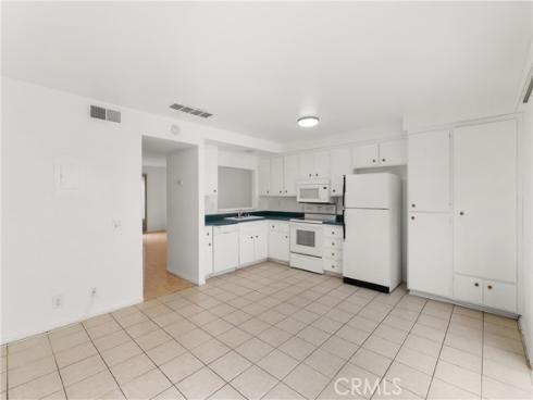 25885  Trabuco  91  Road, Lake Forest, CA