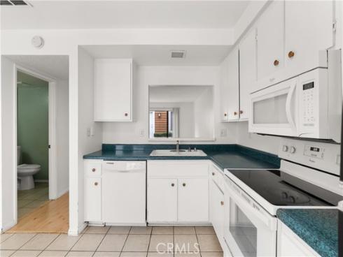 25885  Trabuco  91  Road, Lake Forest, CA