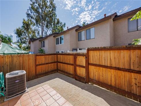 25885  Trabuco  206  Road, Lake Forest, CA