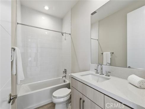 130 Paddlewheel , Lake Forest, CA