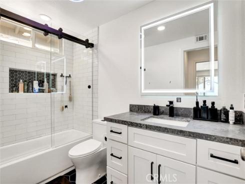 21072  Paseo Verdura  , Lake Forest, CA