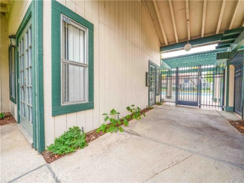 23220  Orange  9 , Lake Forest, CA