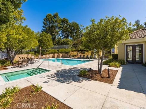 28552  Sorano  , Lake Forest, CA