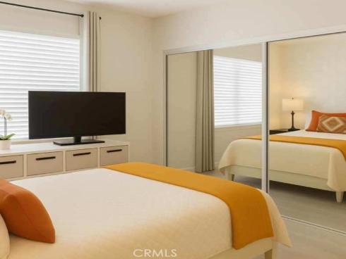 28552  Sorano  , Lake Forest, CA