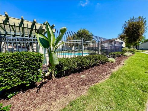 23288  Orange  5  Avenue, Lake Forest, CA