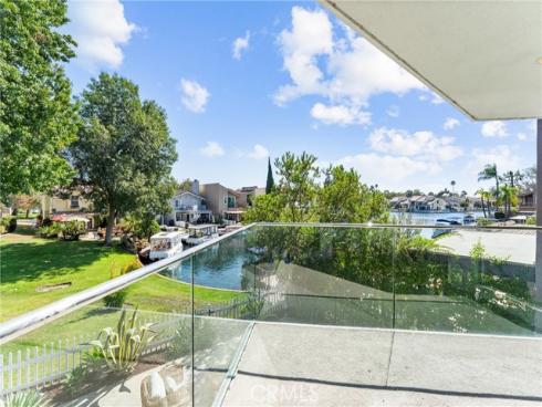 21886  Winnebago  , Lake Forest, CA