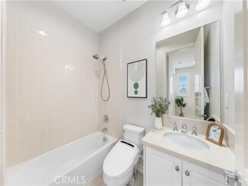 32  Goldenrod  , Lake Forest, CA