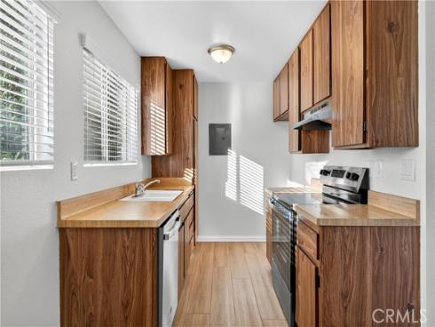 23220  Orange  2 , Lake Forest, CA