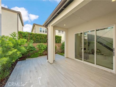 220  Holliston  , Lake Forest, CA