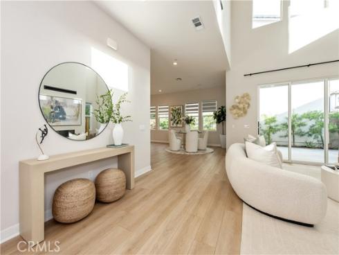 220  Holliston  , Lake Forest, CA