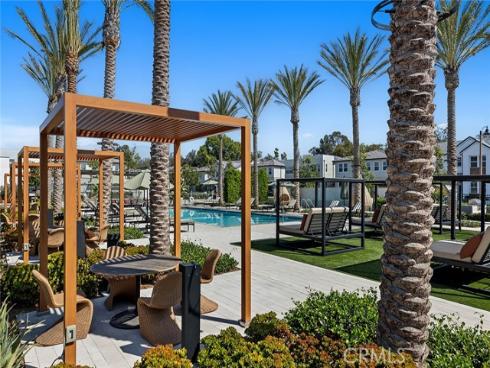 160  Royal  , Lake Forest, CA