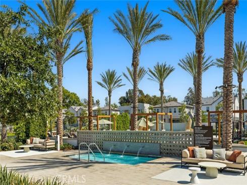 160  Royal  , Lake Forest, CA