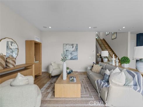 160  Royal  , Lake Forest, CA