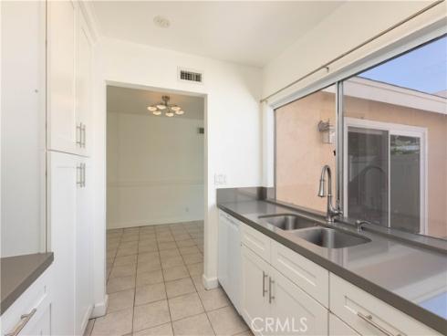 25331  Via Viejo  , Lake Forest, CA