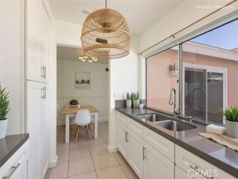 25331  Via Viejo  , Lake Forest, CA