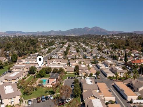 25331  Via Viejo  , Lake Forest, CA