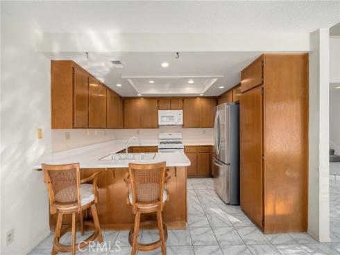 26426  Fox Glen  14 , Lake Forest, CA