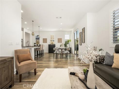 546  Escenico  , Lake Forest, CA