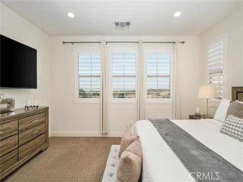 546  Escenico  , Lake Forest, CA