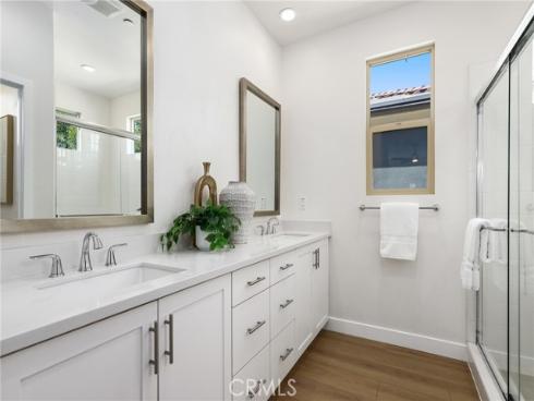 54  Clover  , Lake Forest, CA