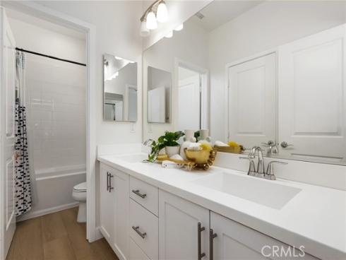 54  Clover  , Lake Forest, CA