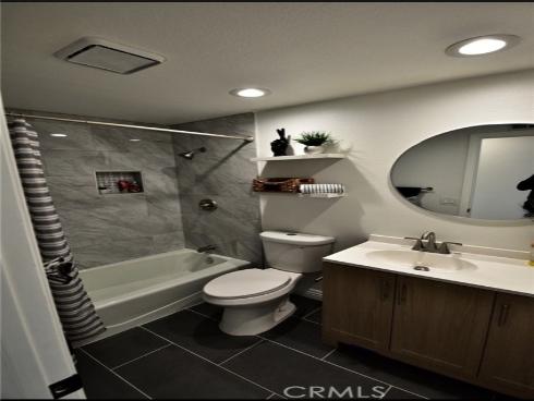 25052  Calle Arenal  , Lake Forest, CA