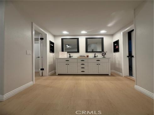 25052  Calle Arenal  , Lake Forest, CA