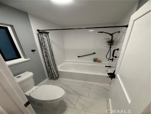 25052  Calle Arenal  , Lake Forest, CA