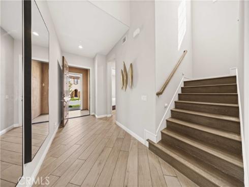 208  Pinnacle  , Lake Forest, CA